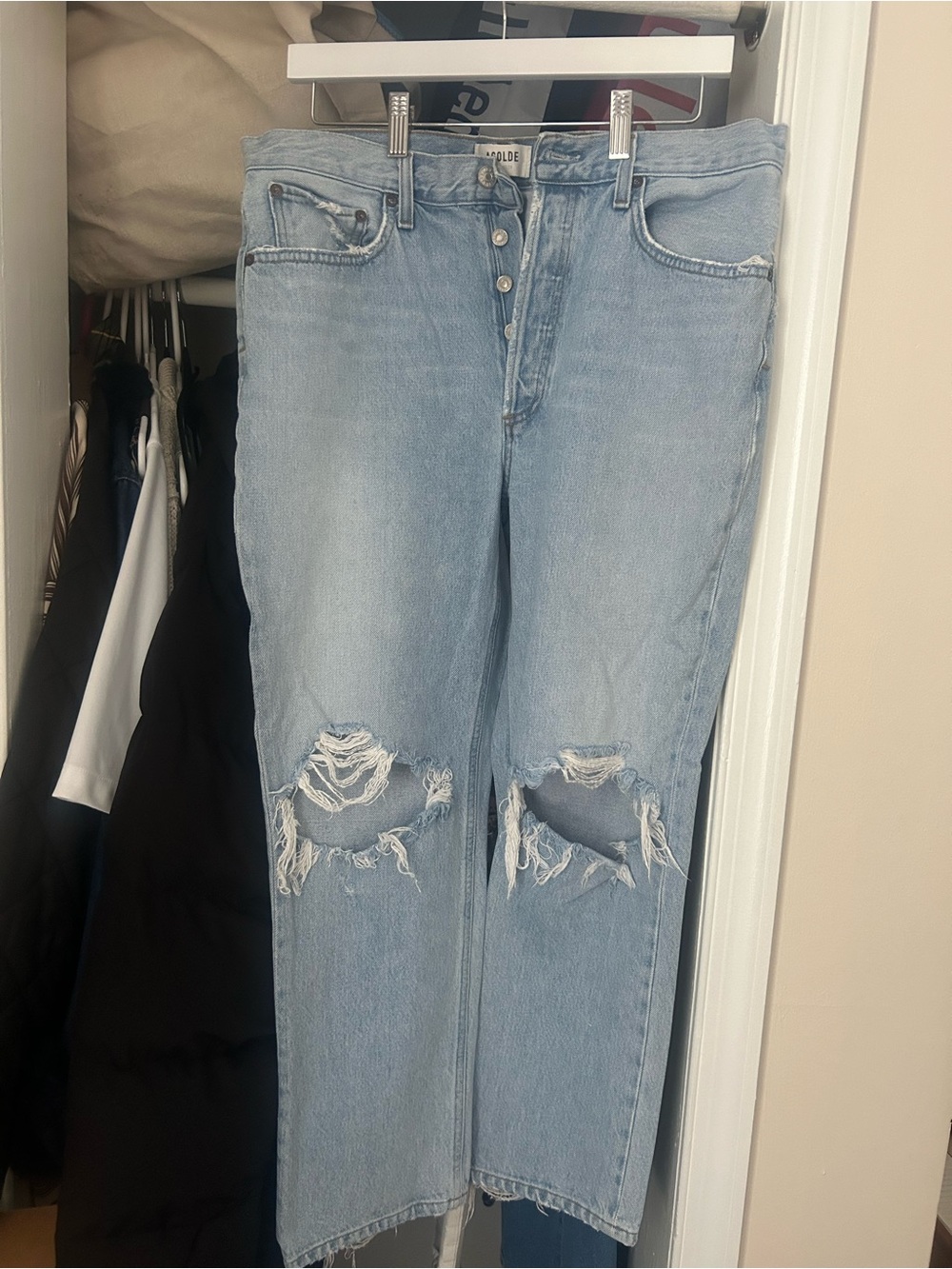 AGOLDE RIPPED JEANS